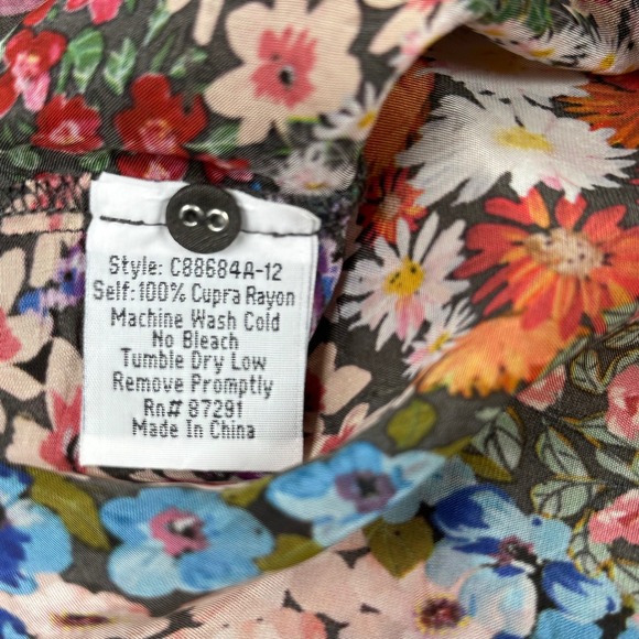 Johnny Was XS Floral Patchwork Blouse Button Down‎ Bohemian Tunic Top Western - Picture 12 of 13